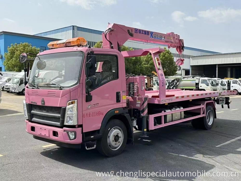 Howo 3 Tons Wrecker Truck With Crane 3 Jpg